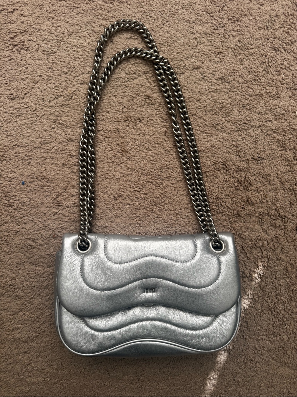 JW PEI Metallic Silver Wave-Quilt Crossbody